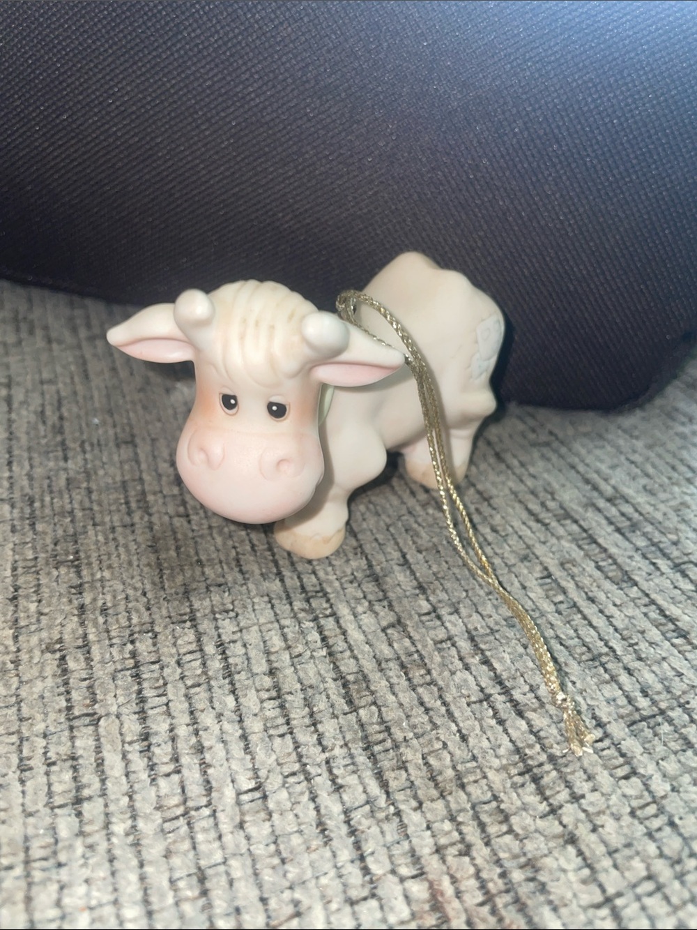 Precious Moments Cow Ornament with Gold Hanging Cord